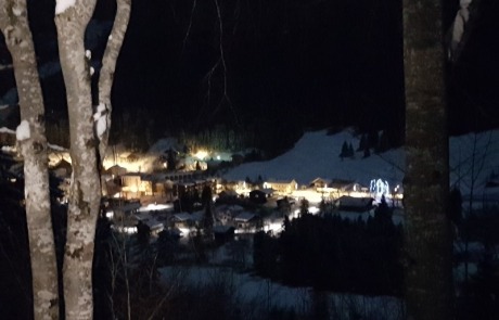 Mijoux by night